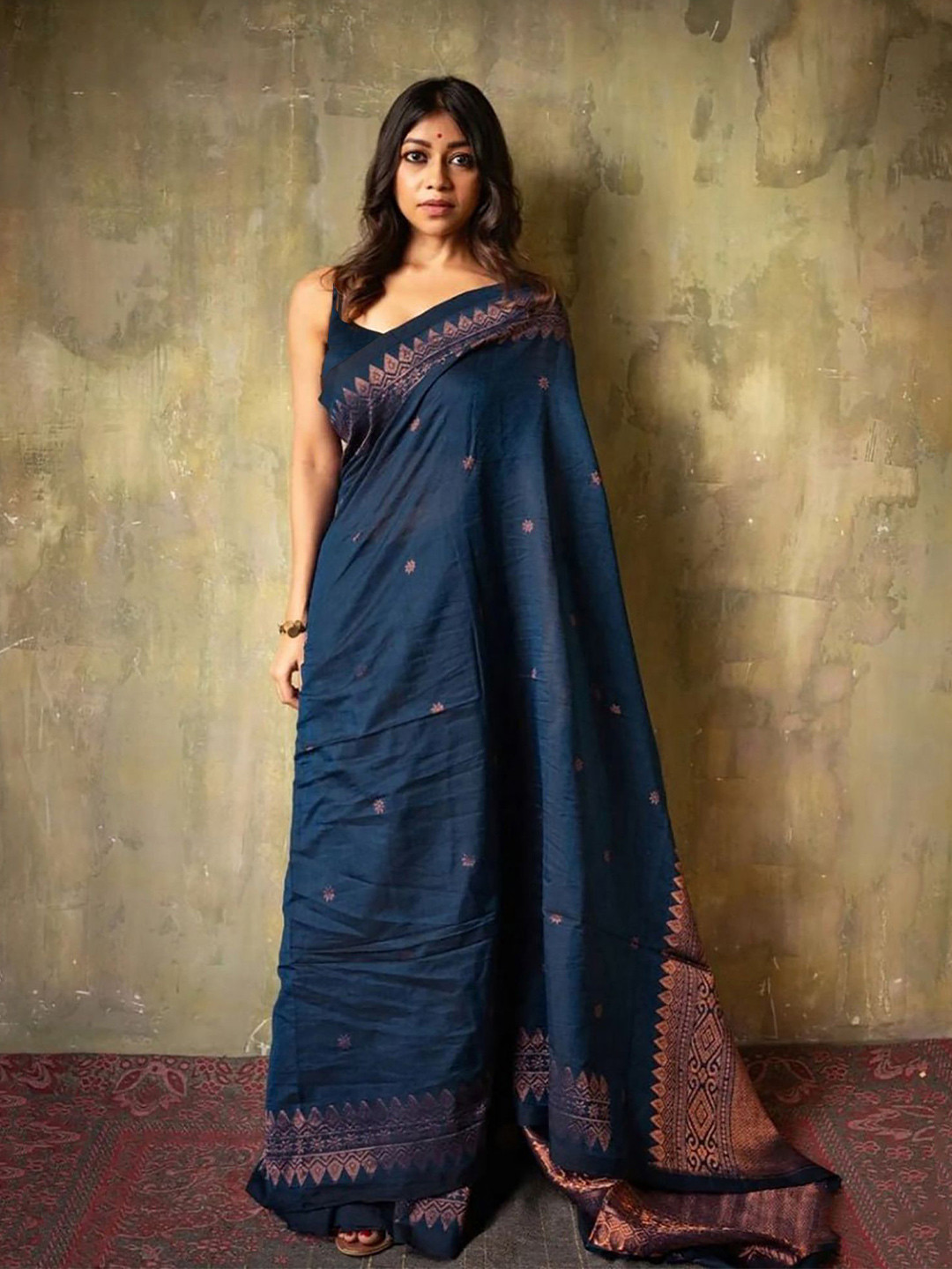 Aldwych Ethnic Motifs Woven Design Zari Banarasi Saree