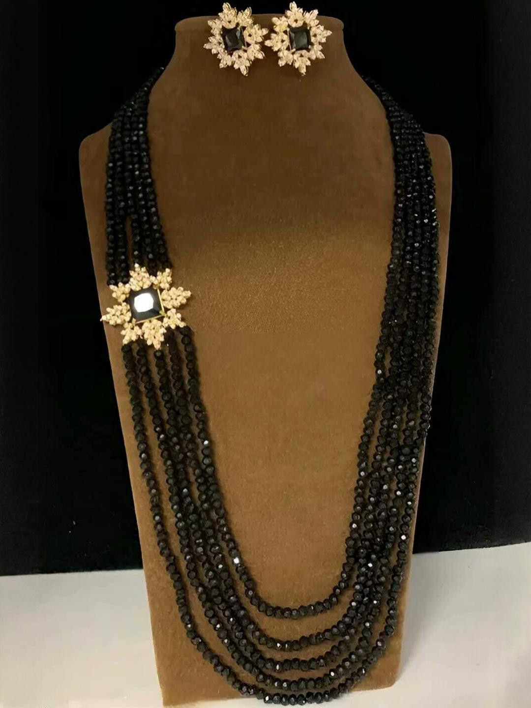 UNNATI JEWEL Black Brass Jewellery Set