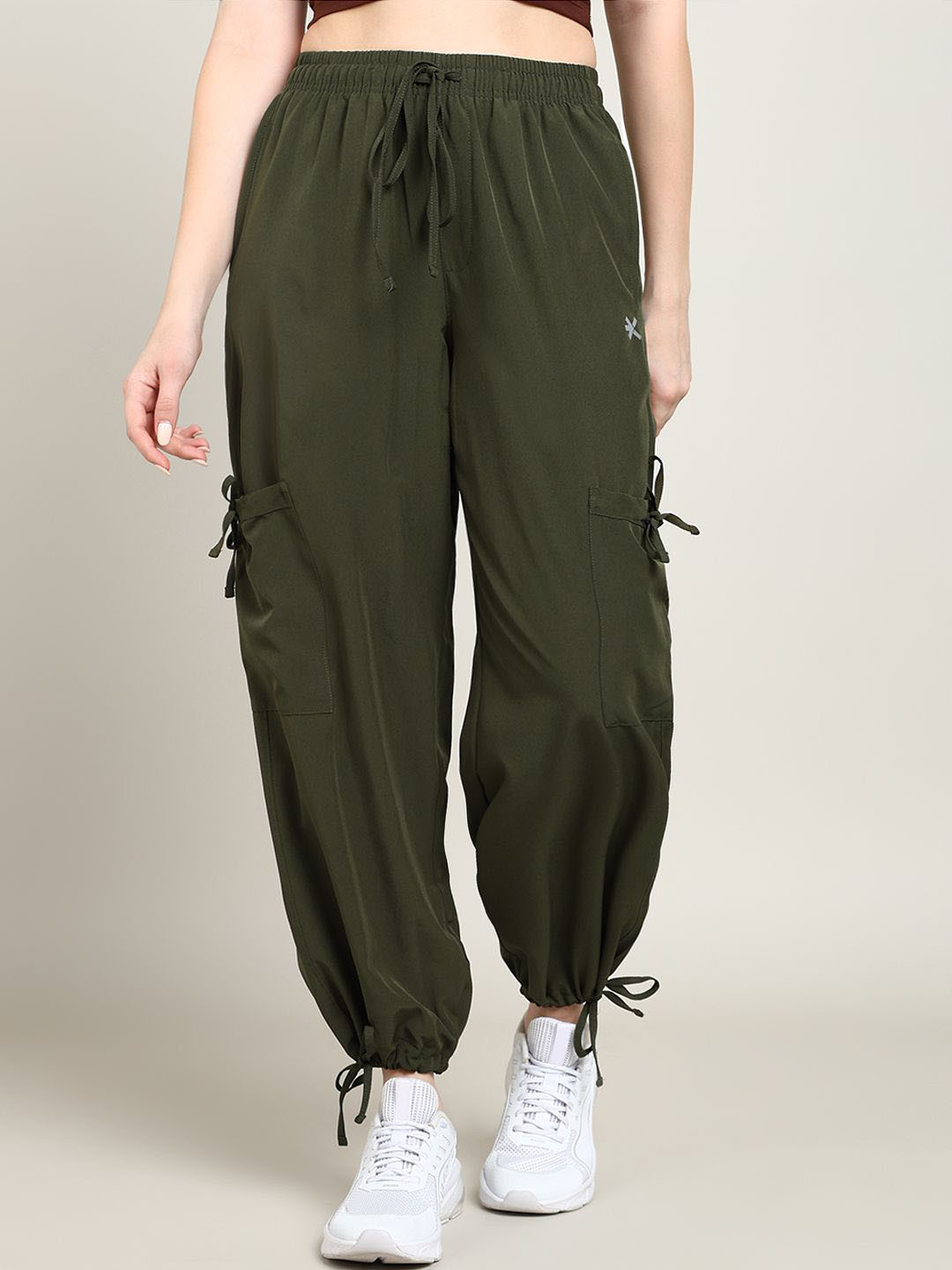 HRX by Hrithik Roshan Women Brand Logo Cargo Baggy Joggers