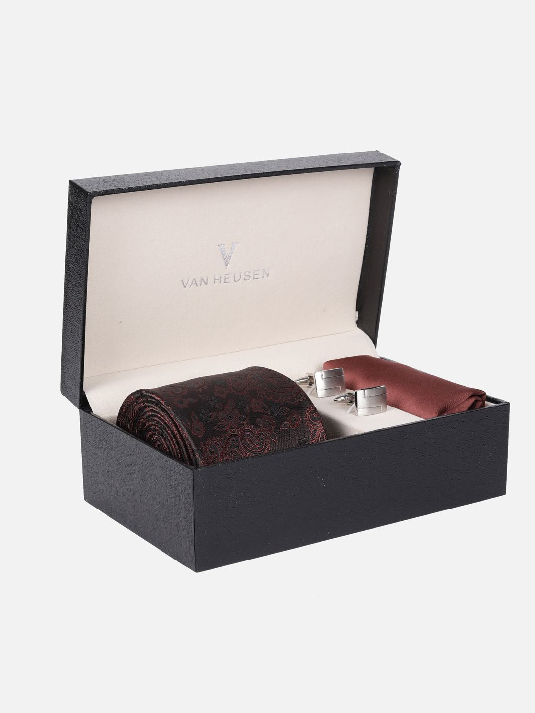 Van Heusen Men Accessory Tie Pocket Square And Cufflink Gift Set
