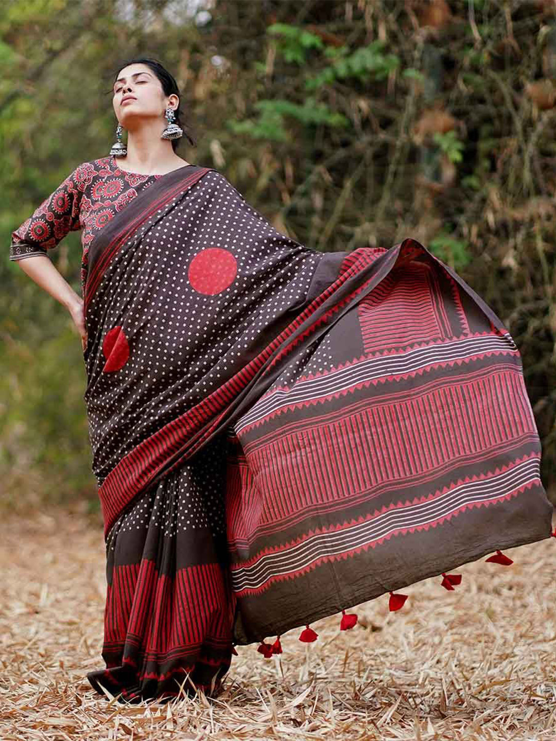 Chidiyaa Whistling Suraj Ki Baahon Mein Brown Block Printed Cotton Saree