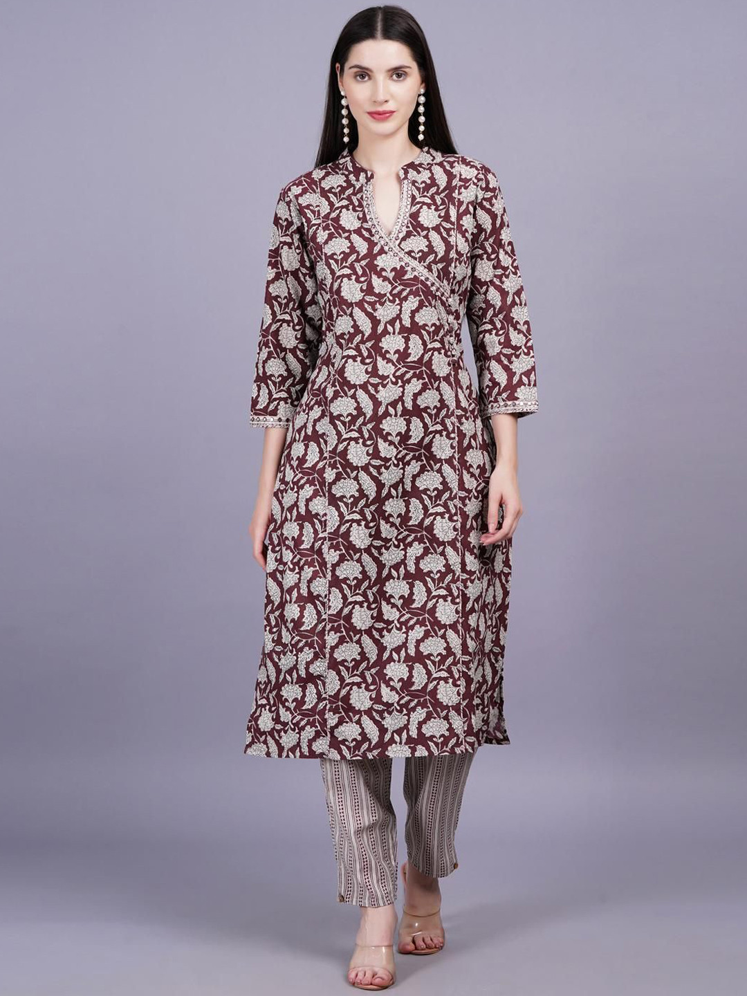 OH MI DIOS Women Floral Printed Regular Band Collar Straight Calf Length Kurta Set