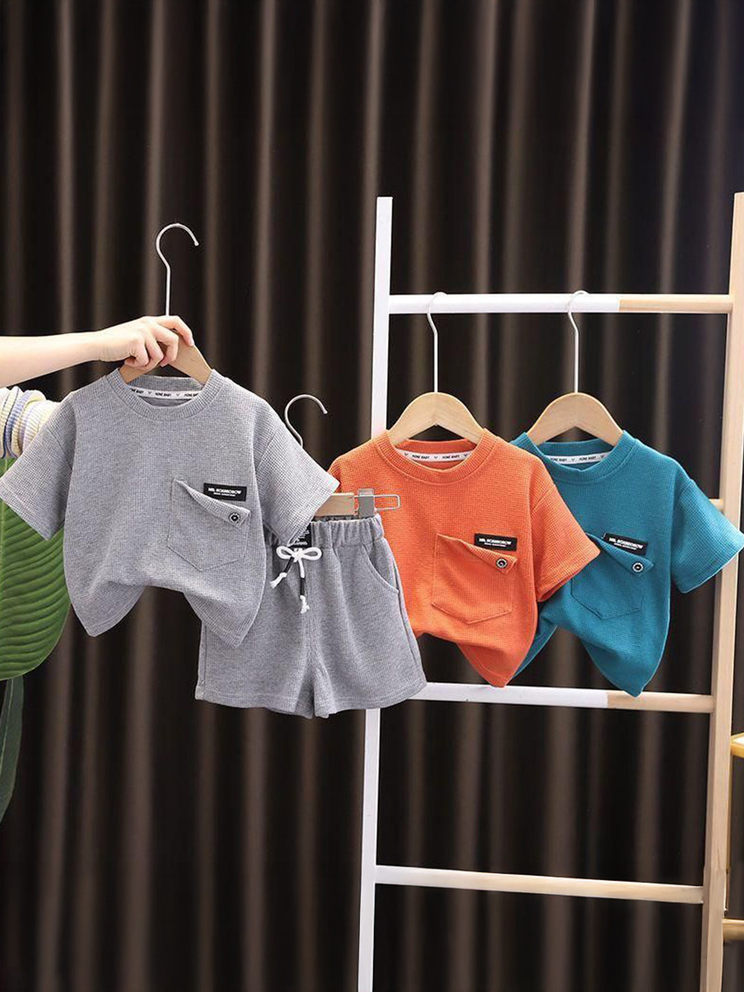 POP STREET KIDS Boys Textured Round Neck T-shirt With Shorts