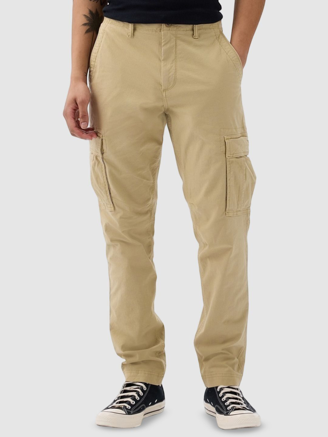 GAP Men Solid Regular Fit Mid-Rise Flat-Front Cotton Cargo Trouser with Patch Pockets
