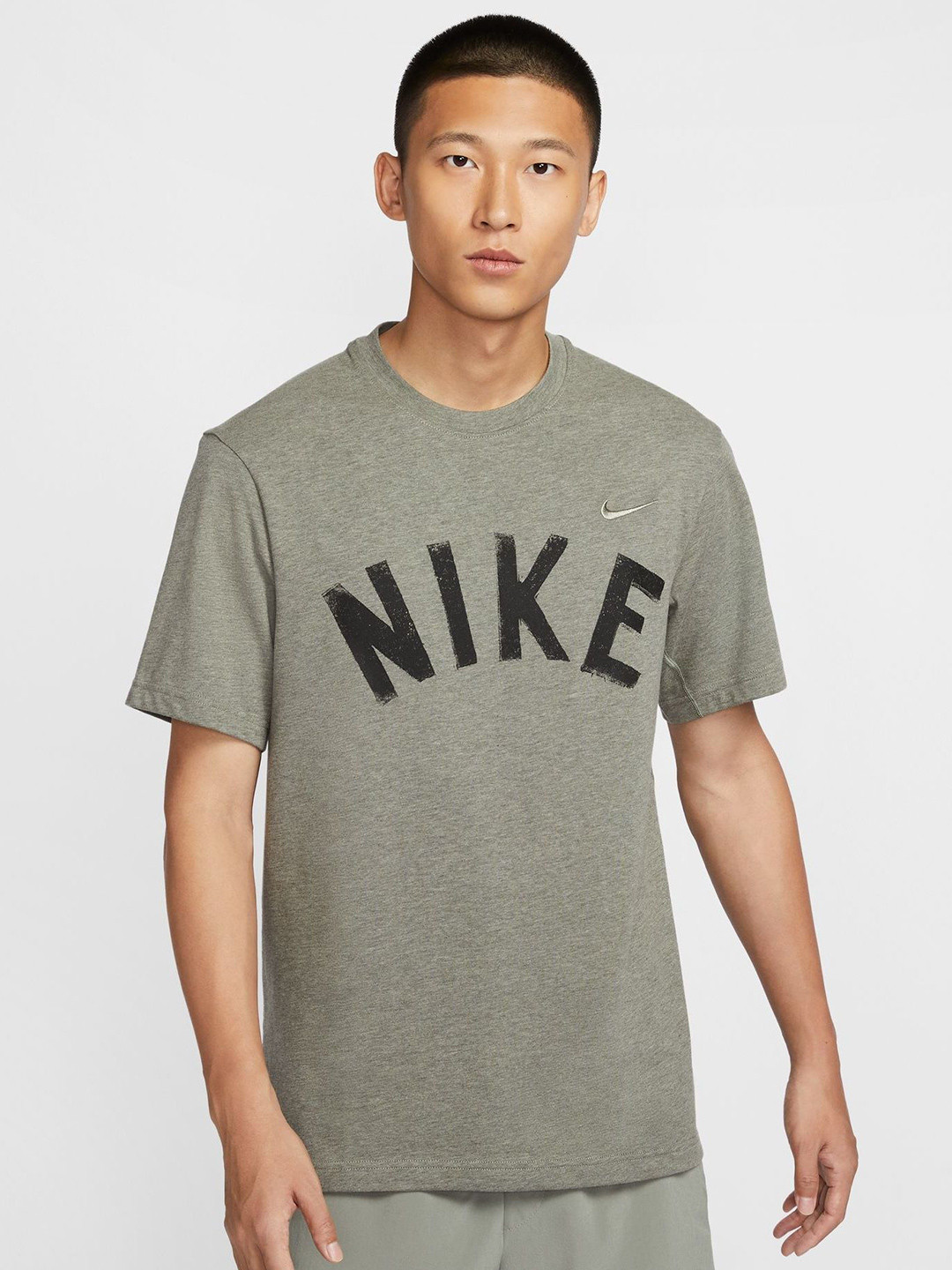 Nike Primary Swoosh Men Dri-FIT Brand Logo Versatile T-shirt