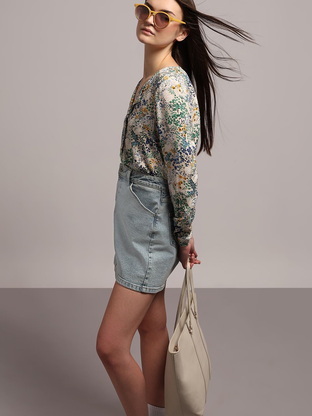 Vero Moda VM Hope Floral Printed Collarless Shirt