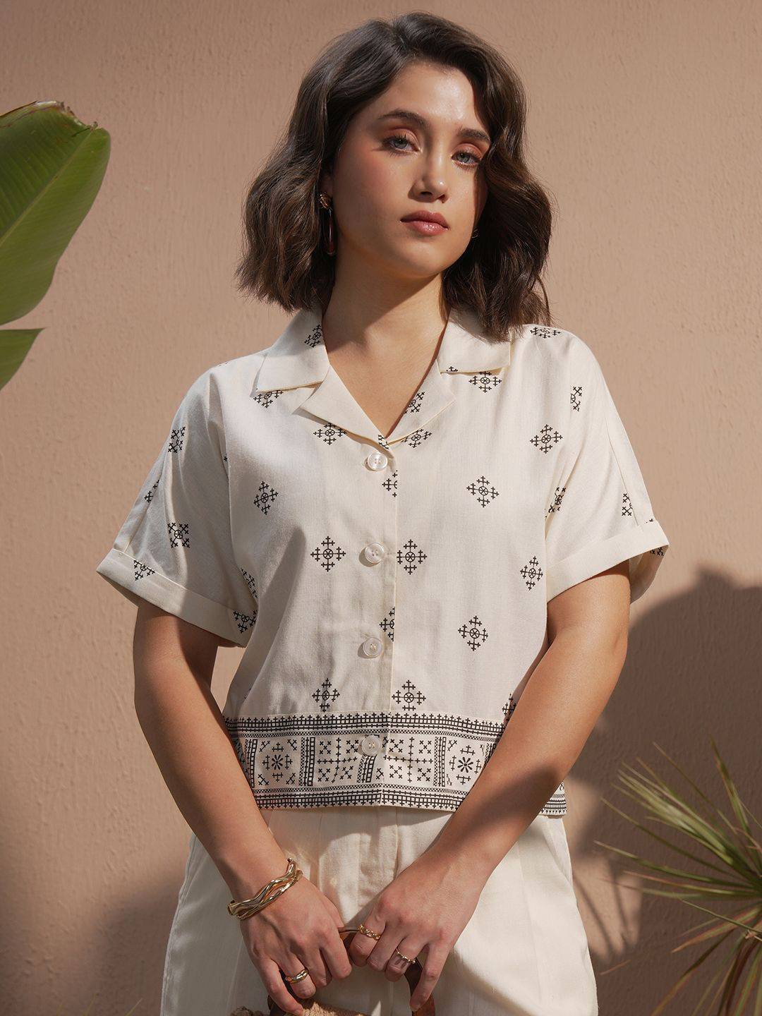 Vara By Vishudh Geometric Printed Cutaway Collar Crop Shirt