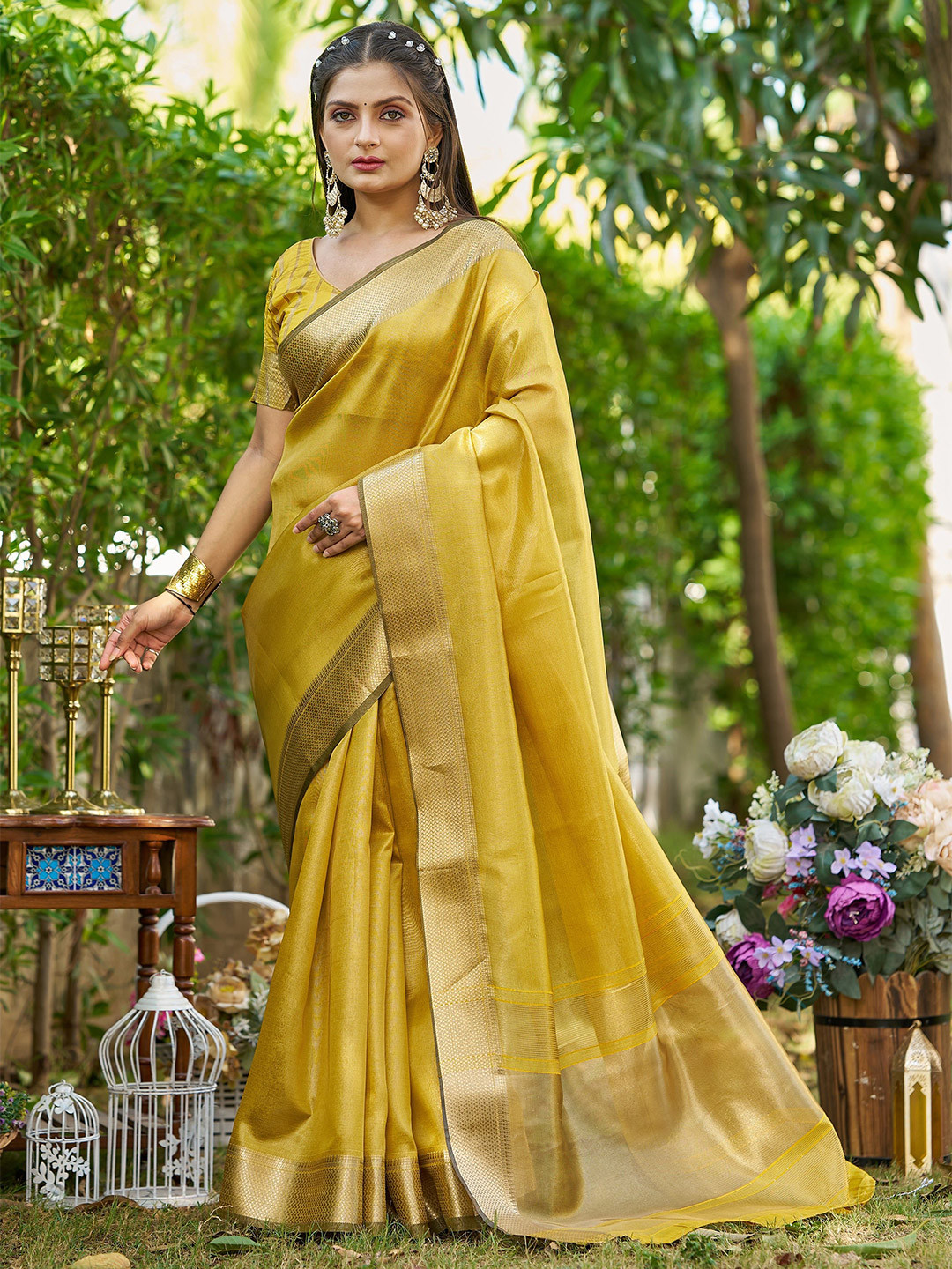 FASHION STROM Tissue Saree With Unstiched Blouse