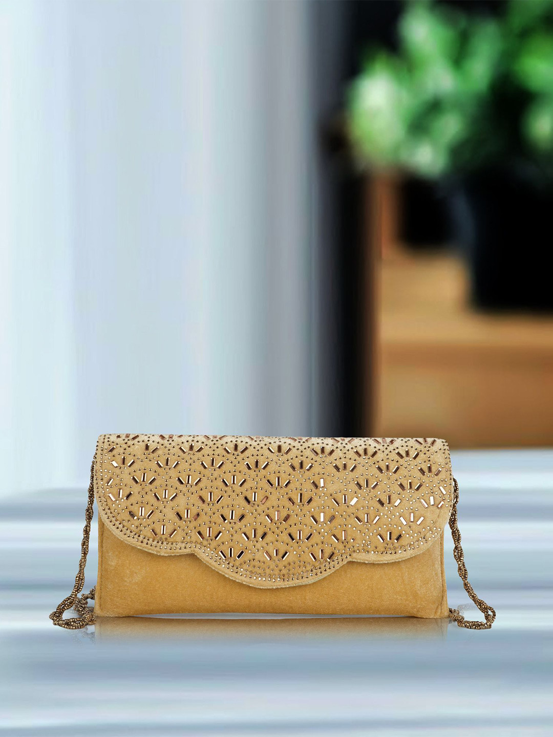 Lancer Embellished Purse Clutch