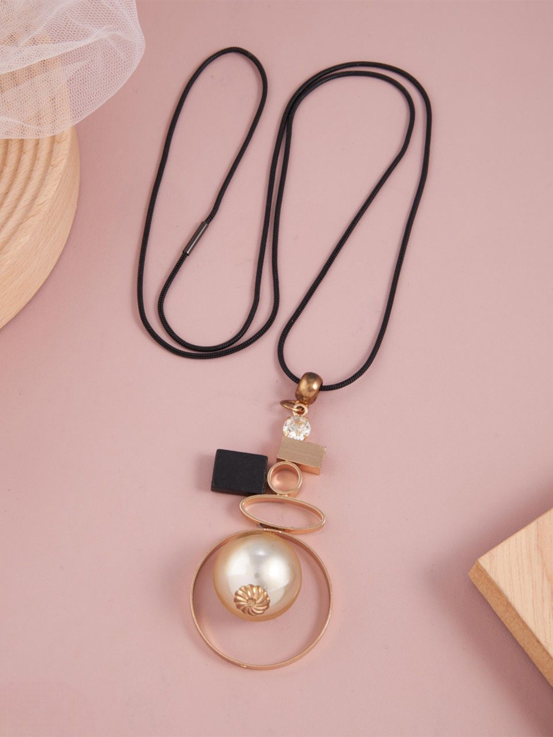 GC PREMIUM JEWELLERY Stainless Steel Geometric Necklace With Drop & Black Cord