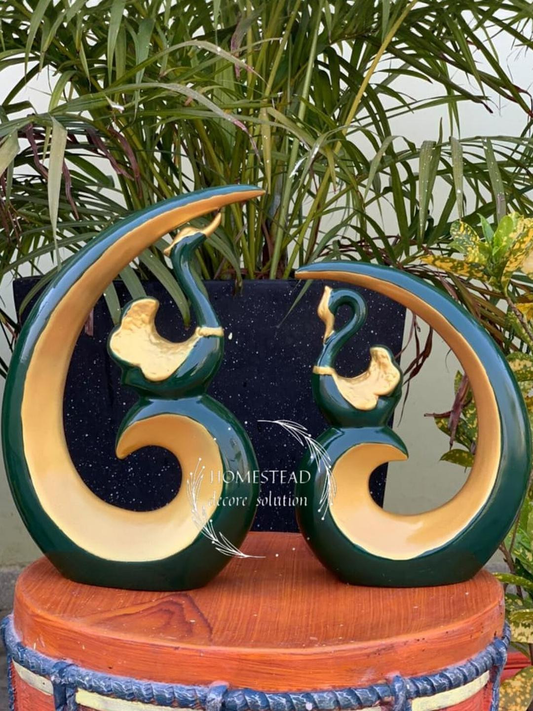 HOMESTEAD DECORE SOLUTION Multicoloured Showpiece