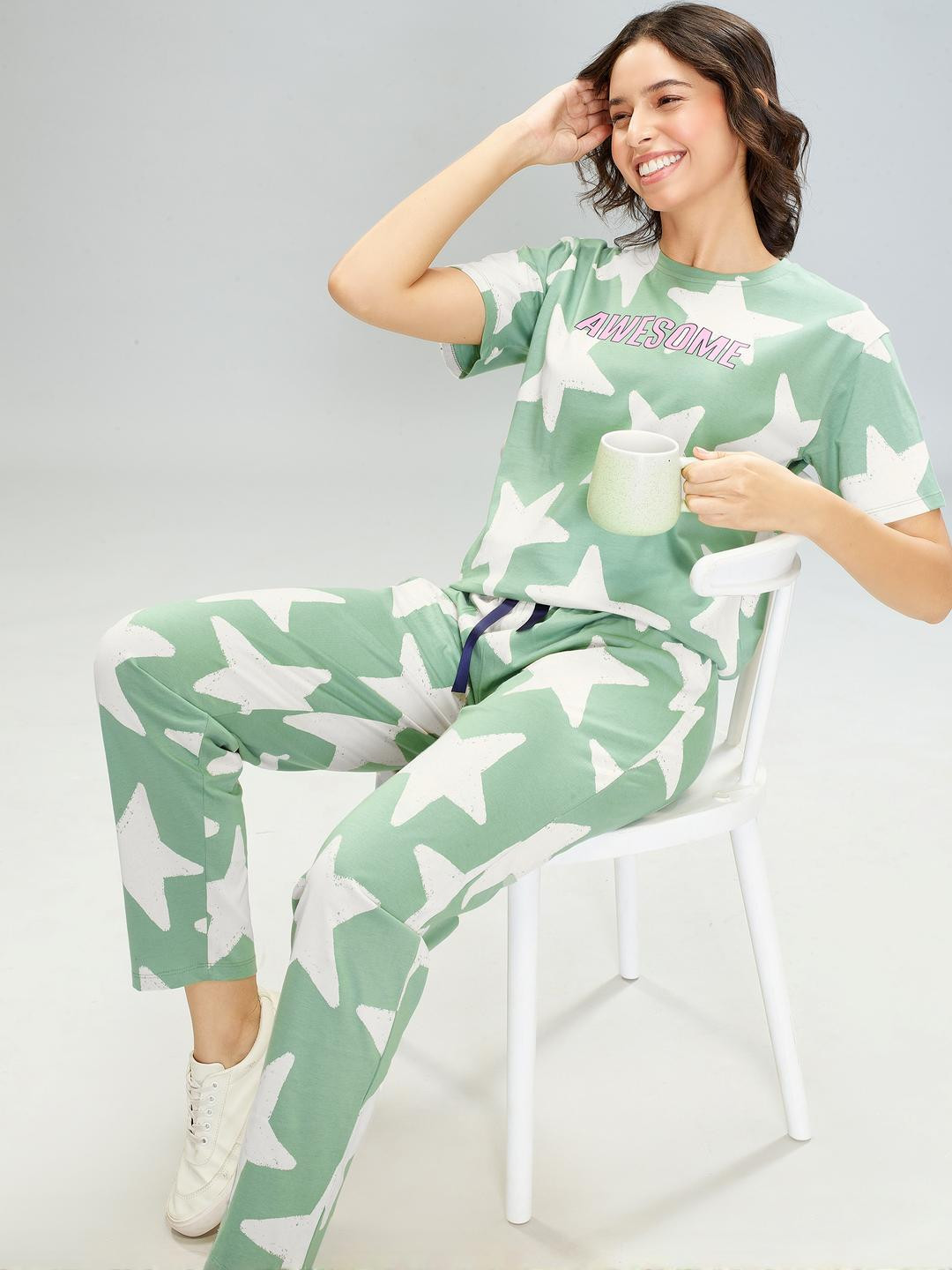 Lotik Women Star Printed Top & Pyjama Night suit