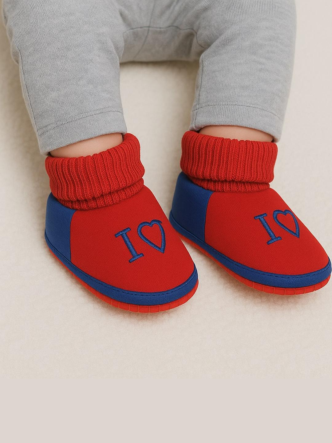 ONFEET Kids-Unisex Red Cotton Booties