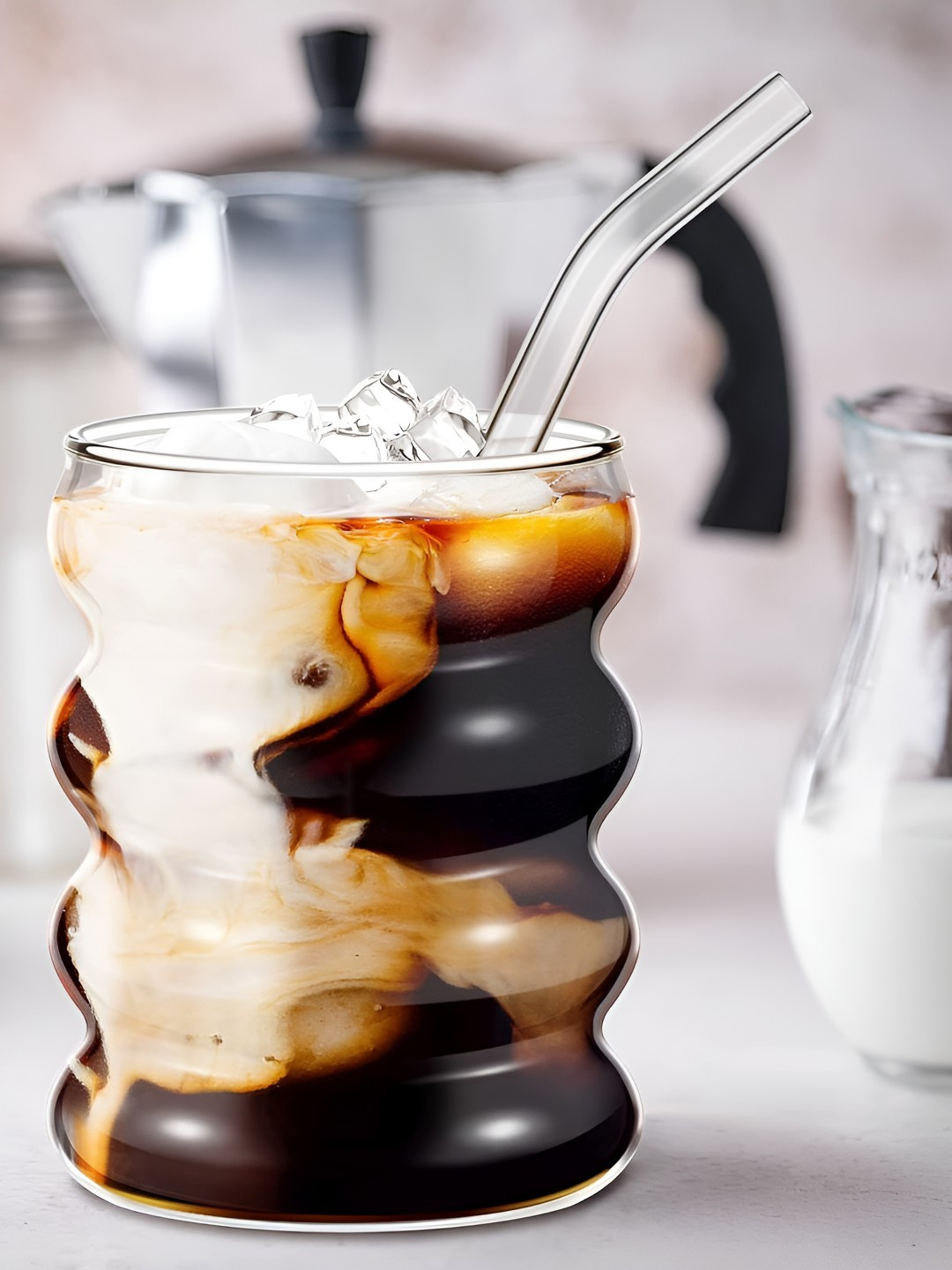 FINSTER Transparent Refrigerator Safe Water Glass With Wooden Lid & Straw 530ml