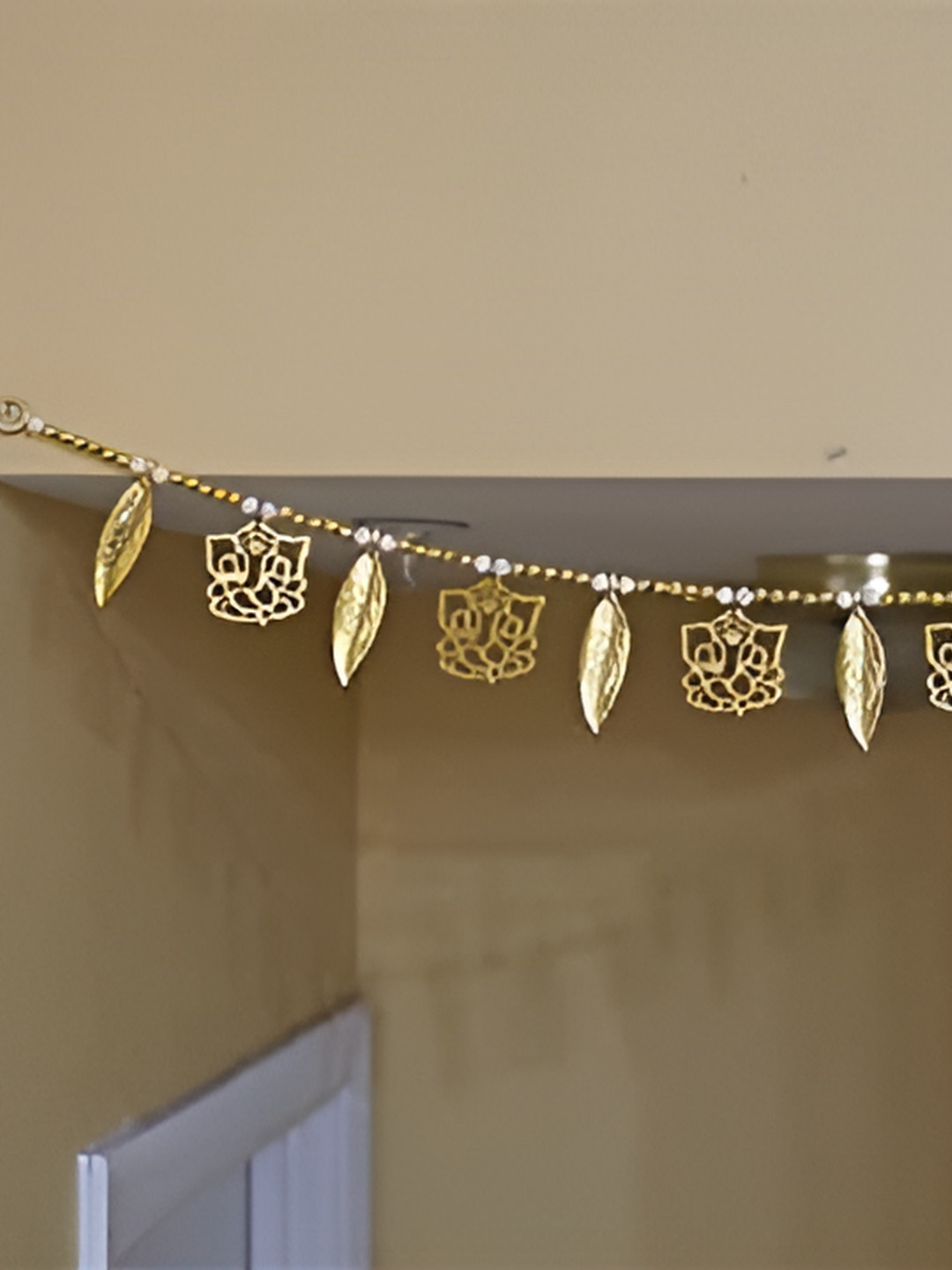 Nutts Ganesh Leaf Satiya Floral Bandhanwar