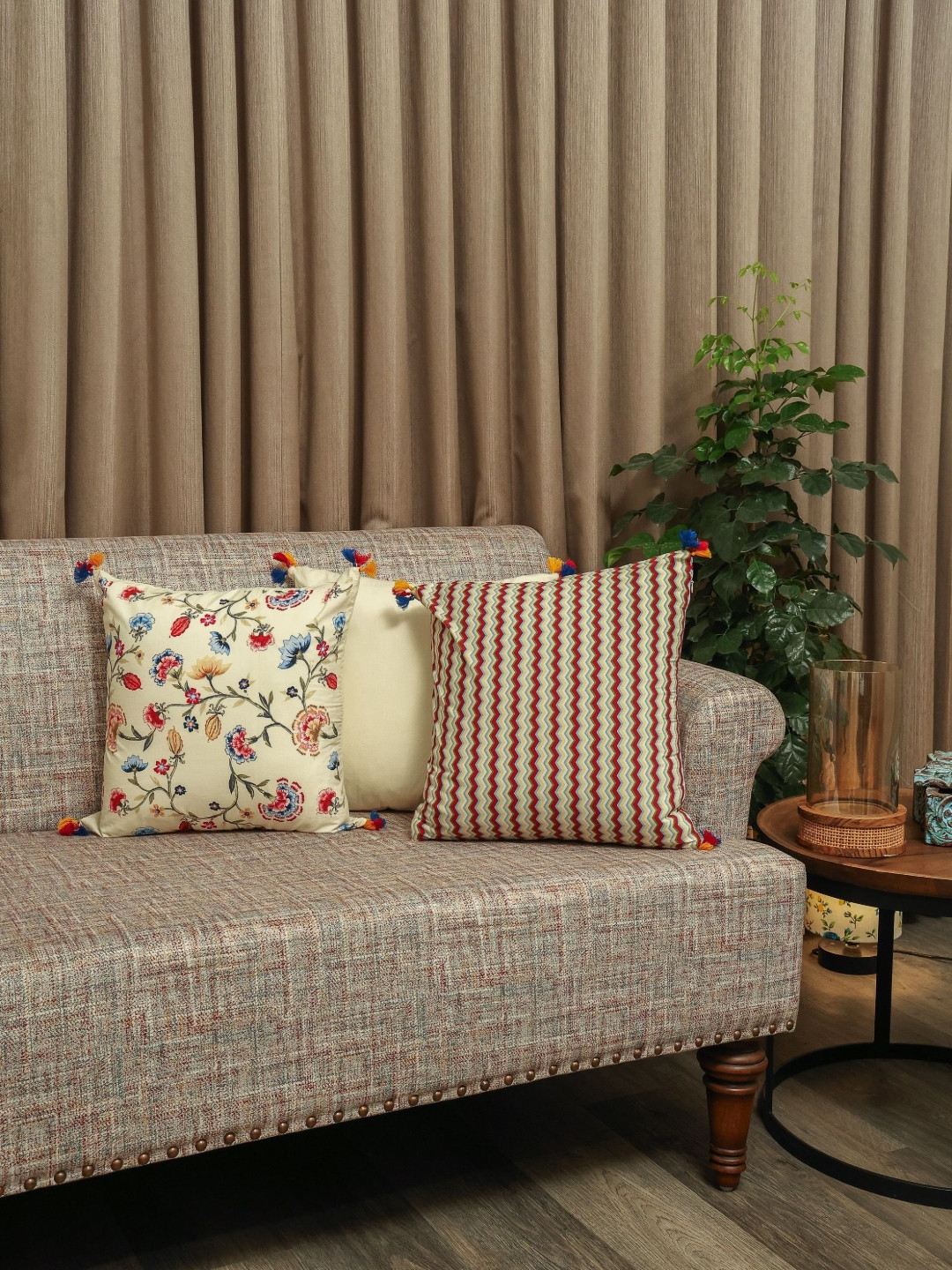 Sangria  Meadow Bloom Off White 3 Pieces Printed Cotton Square Cushion Covers