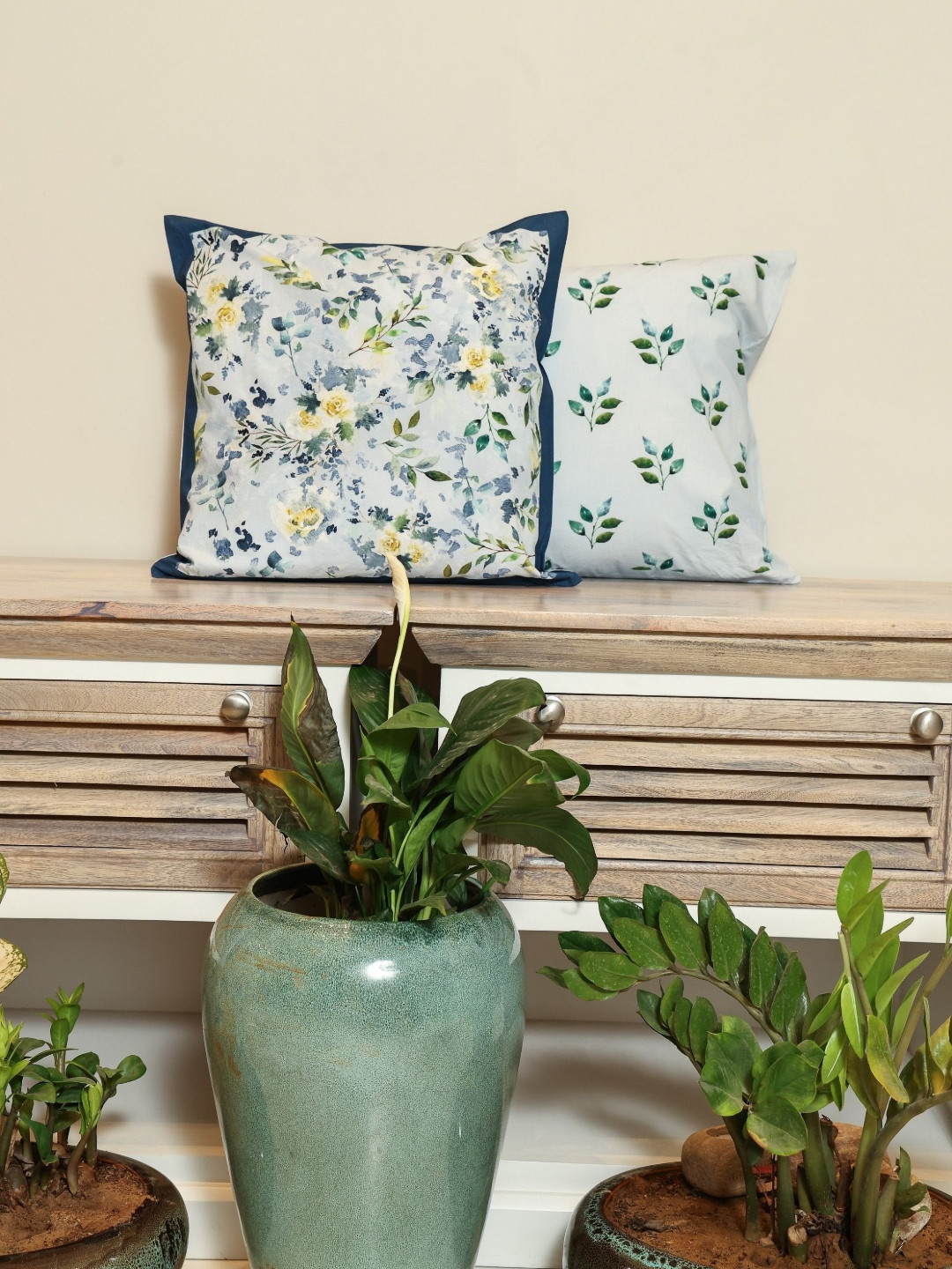 Sangria  Vintage Bloom Blue 2 Pieces Printed Cotton Square Cushion Covers
