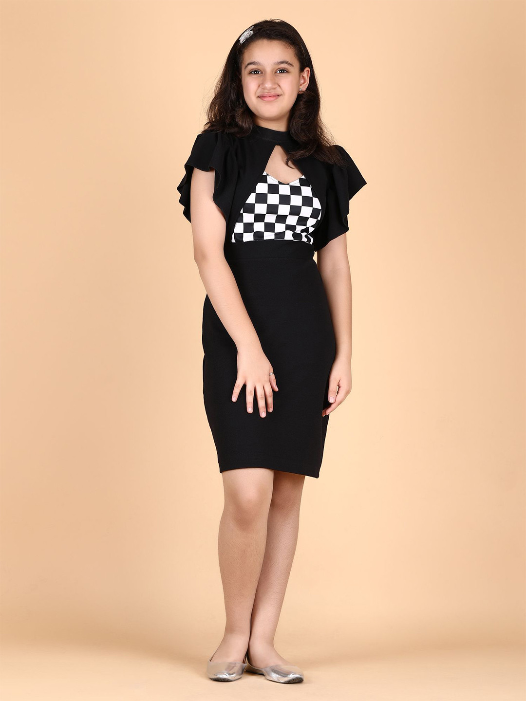 STARWORD Girls Checked Flared Sleeves Monochrome Bodycon Dress