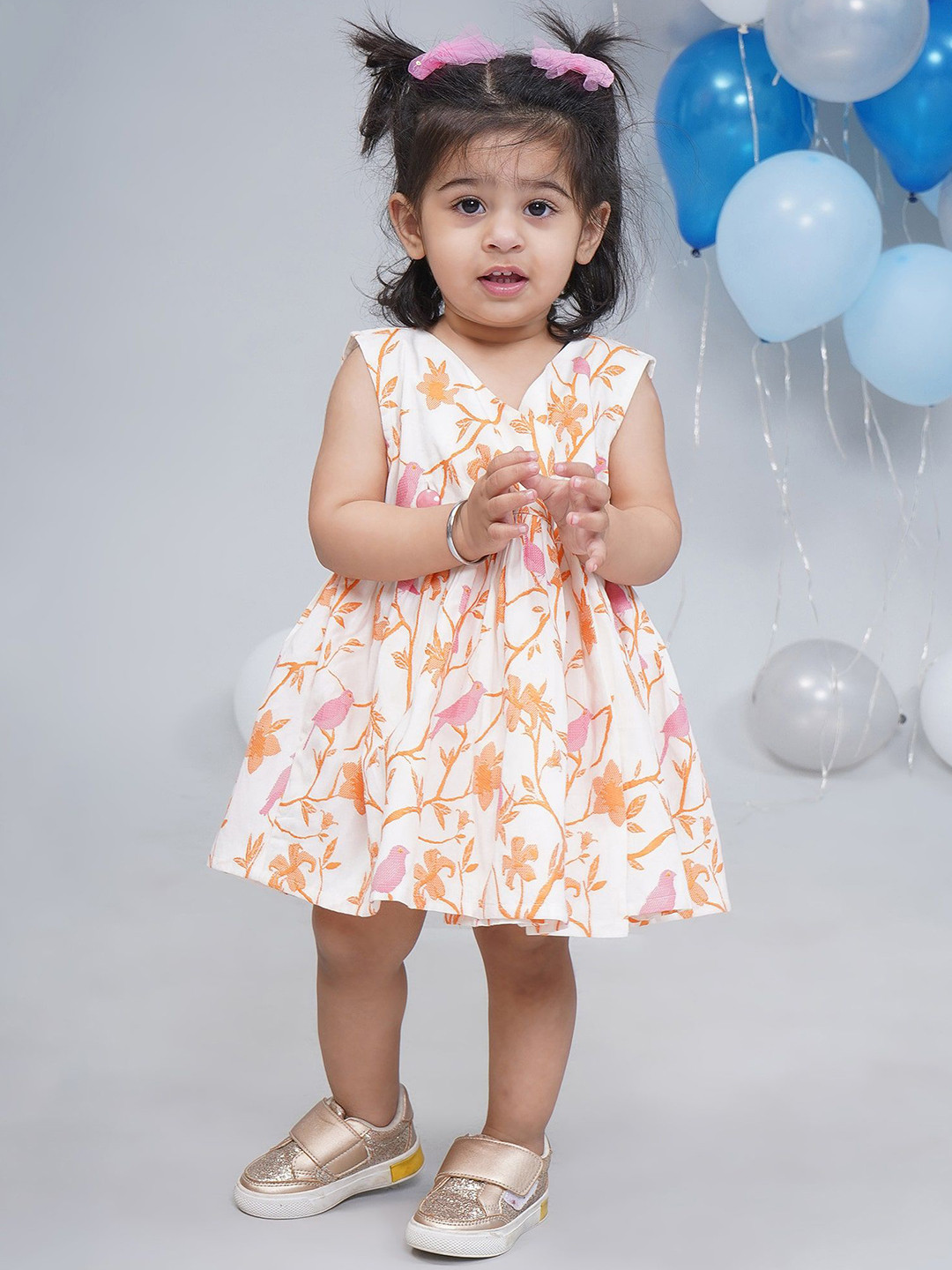 Little Bansi Girls Cotton Sleeveless Humming Bird Thread work Frock