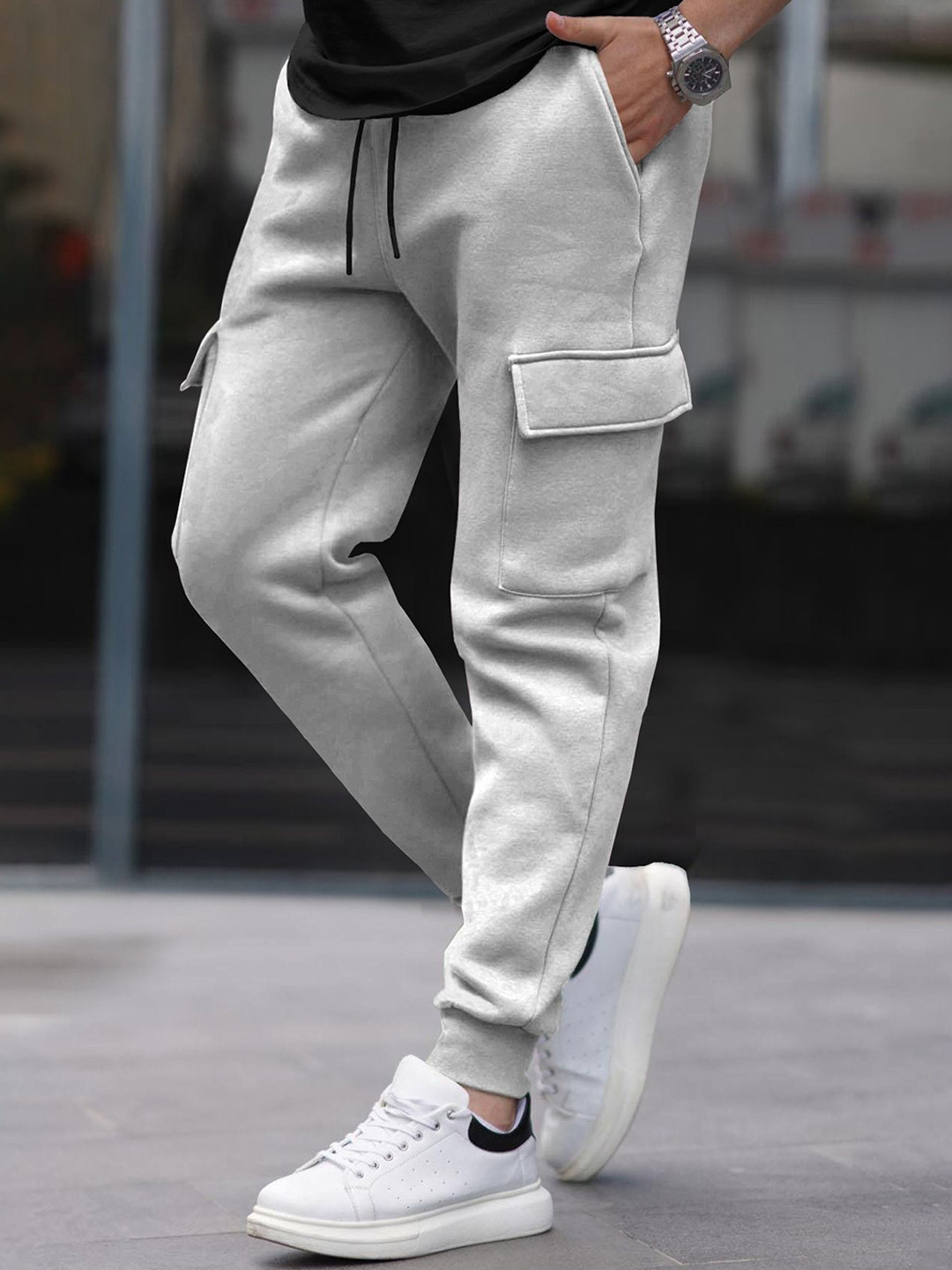 TRIPR Men Mid-Rise Cargo Joggers