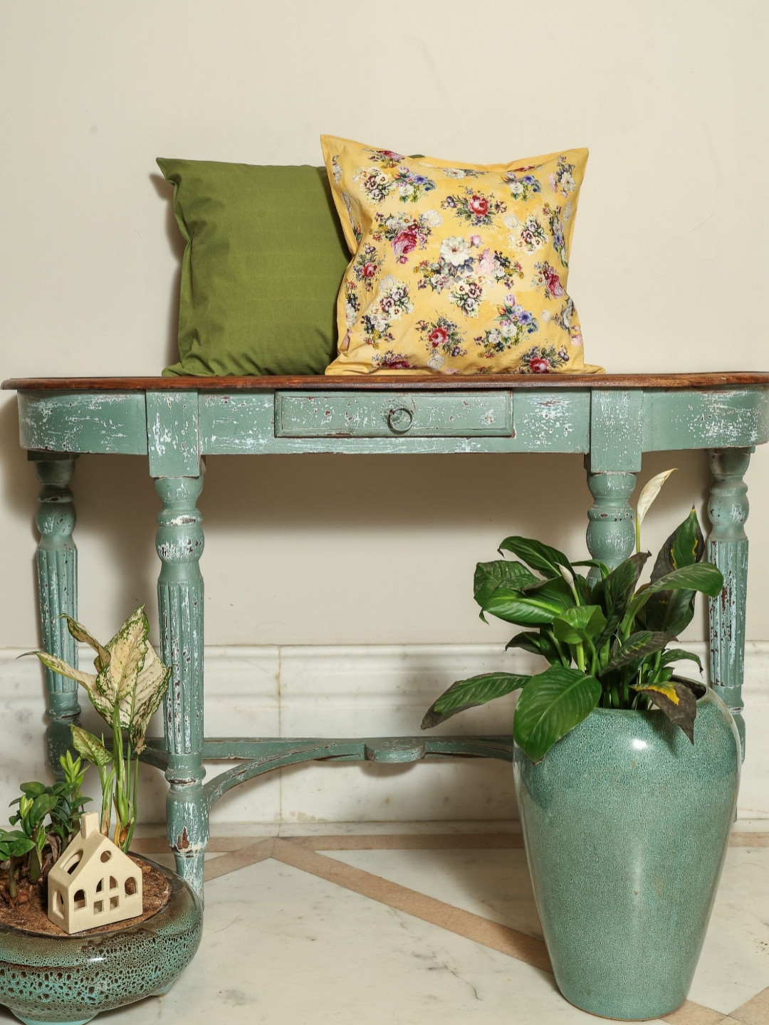 Sangria  Verdant Garden Green & Yellow 2 Pieces Printed Square Cushion Covers