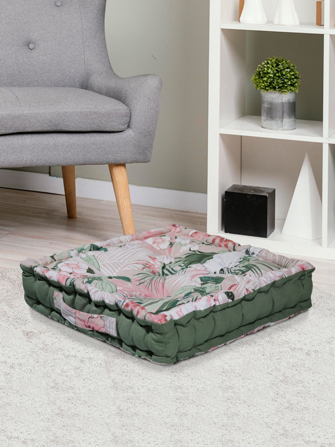 HOME COLORS.IN Pink & White Printed Pure CottonCushions