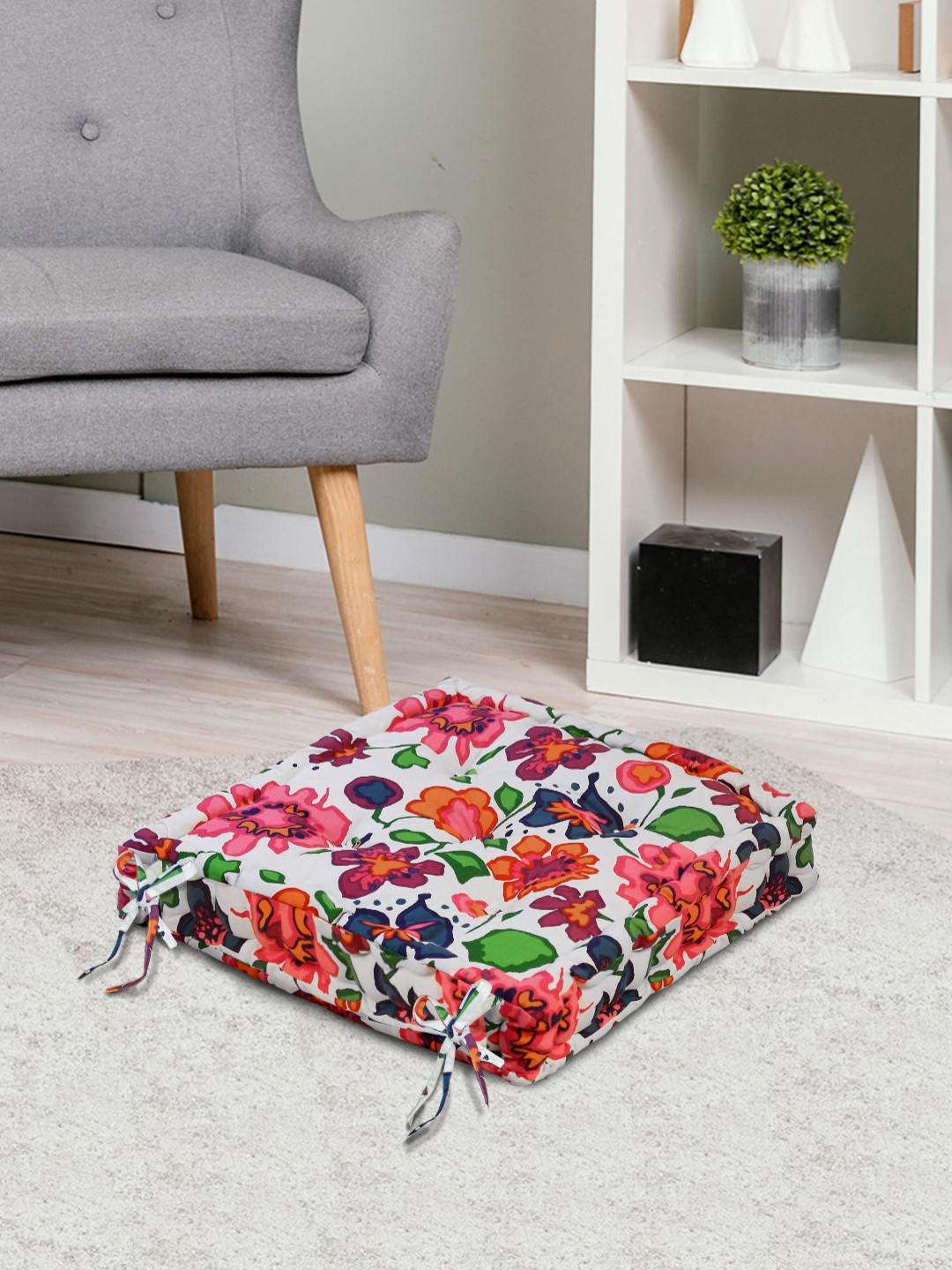 HOME COLORS.IN Pink & Purple Printed Pure CottonCushions