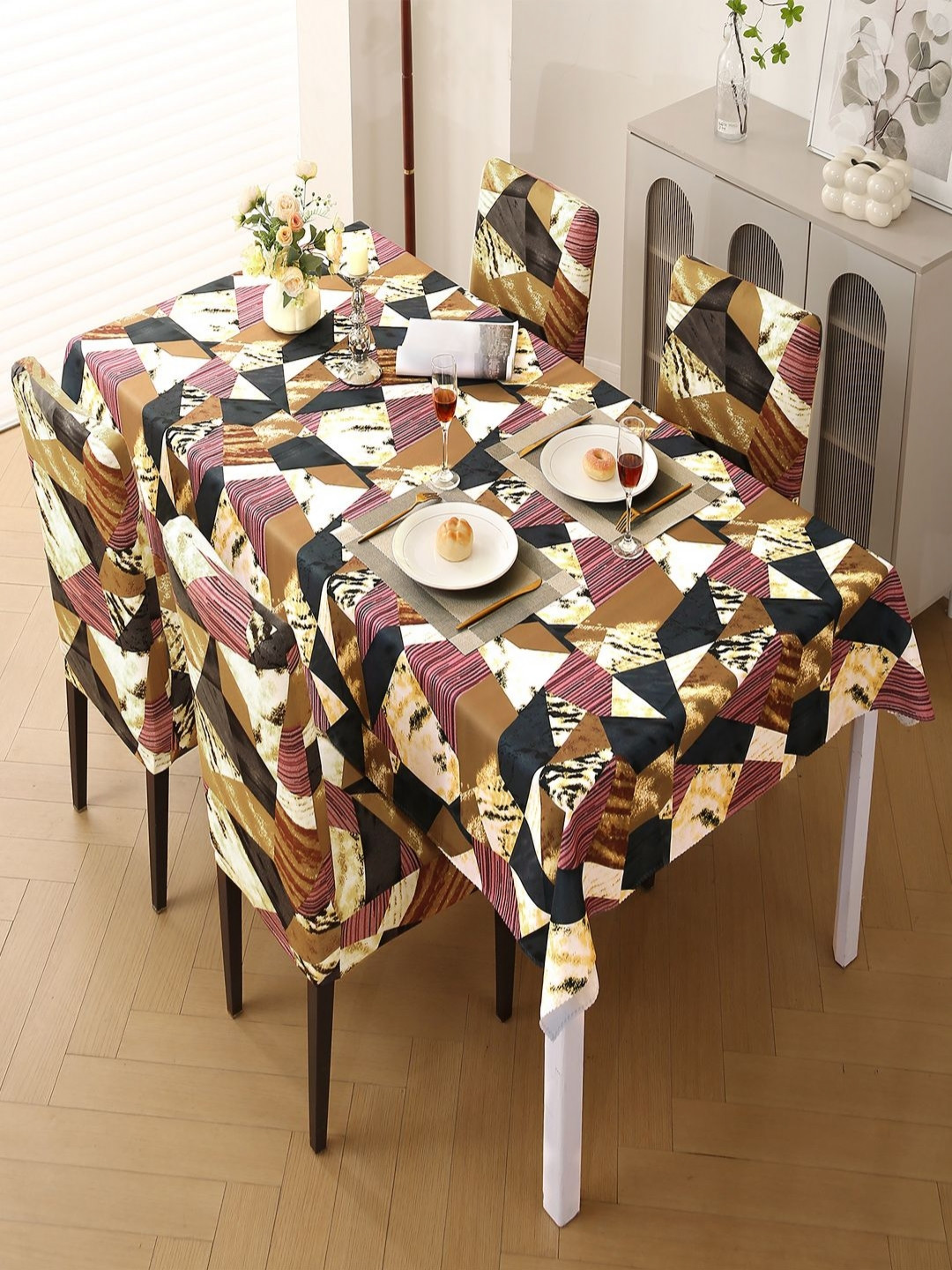 HOKIPO Set Of 4 Burgundy-Colored Printed Stretchable Dinning Chair Covers With Table Cloth