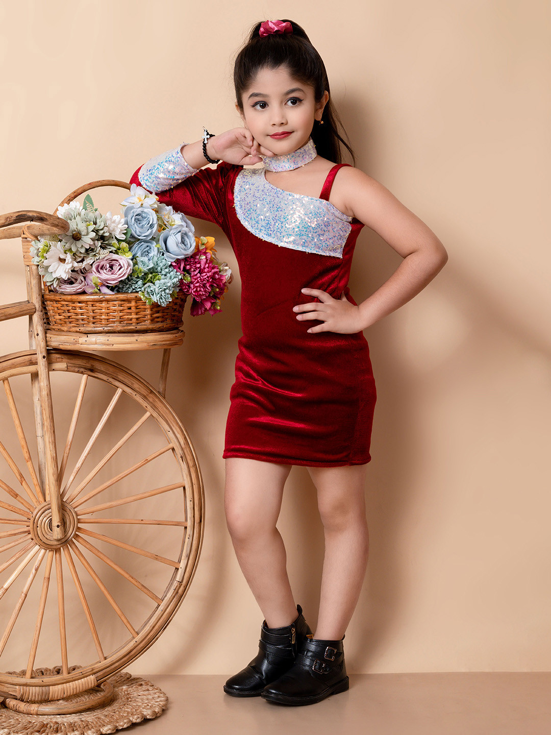 SPAMitude Girls Solid Embellished One Shoulder Sheath Above Knee Dress