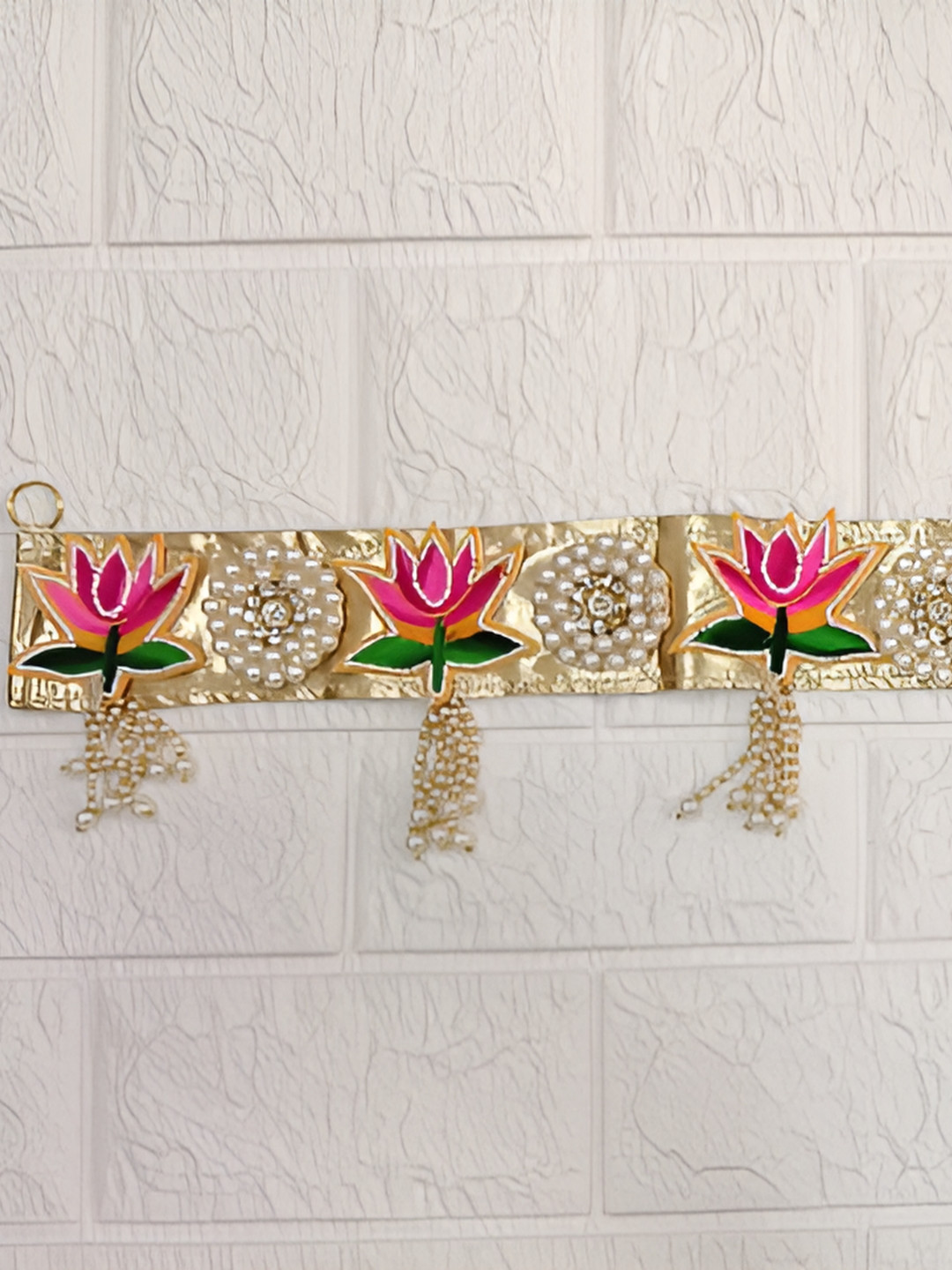 Nutts Pink & Green Booti Lotus Floral Bandhanwar