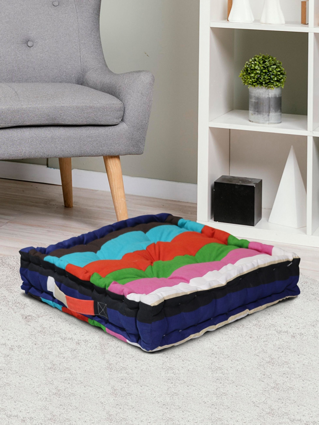HOME COLORS.IN Blue & Green Printed Pure CottonCushions
