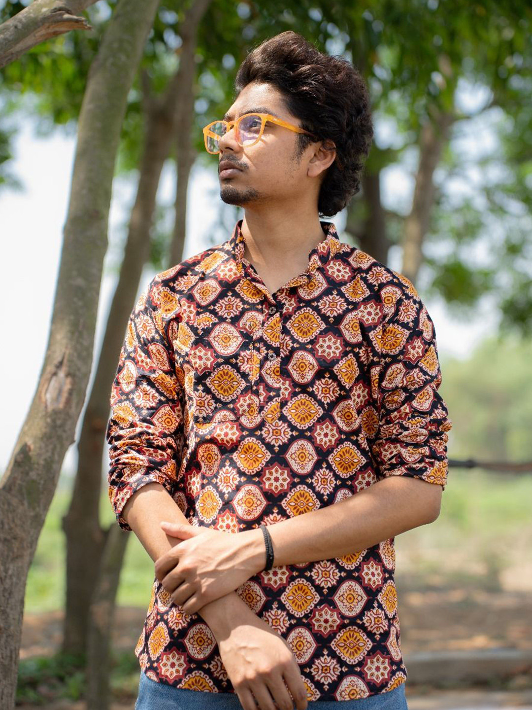 Tant Ghar Floral Printed Mandarin Collar Khadi Cotton Straight Kurta