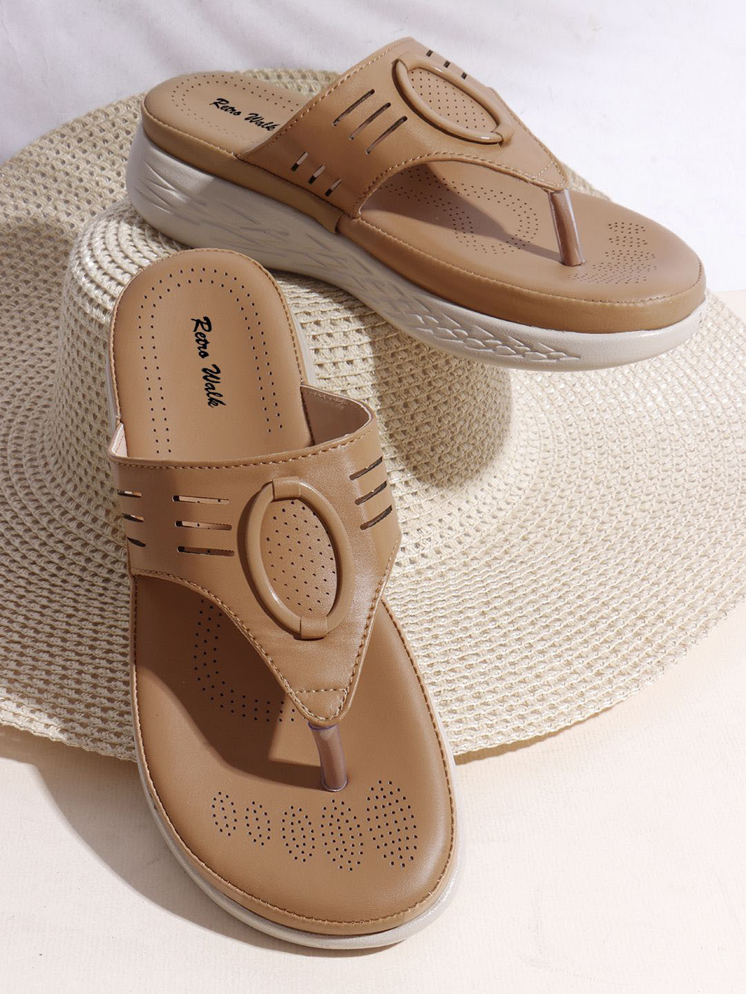 Retro Walk Women Open Toe Flats with Laser Cuts