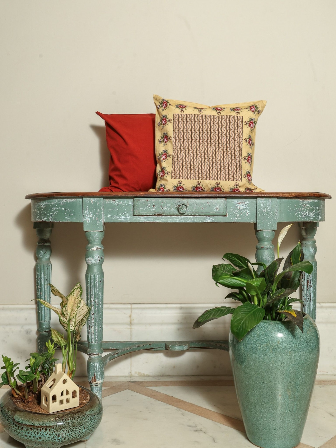 Sangria  Vintage Garden Beige 2 Pieces Floral Cotton Square Cushion Covers