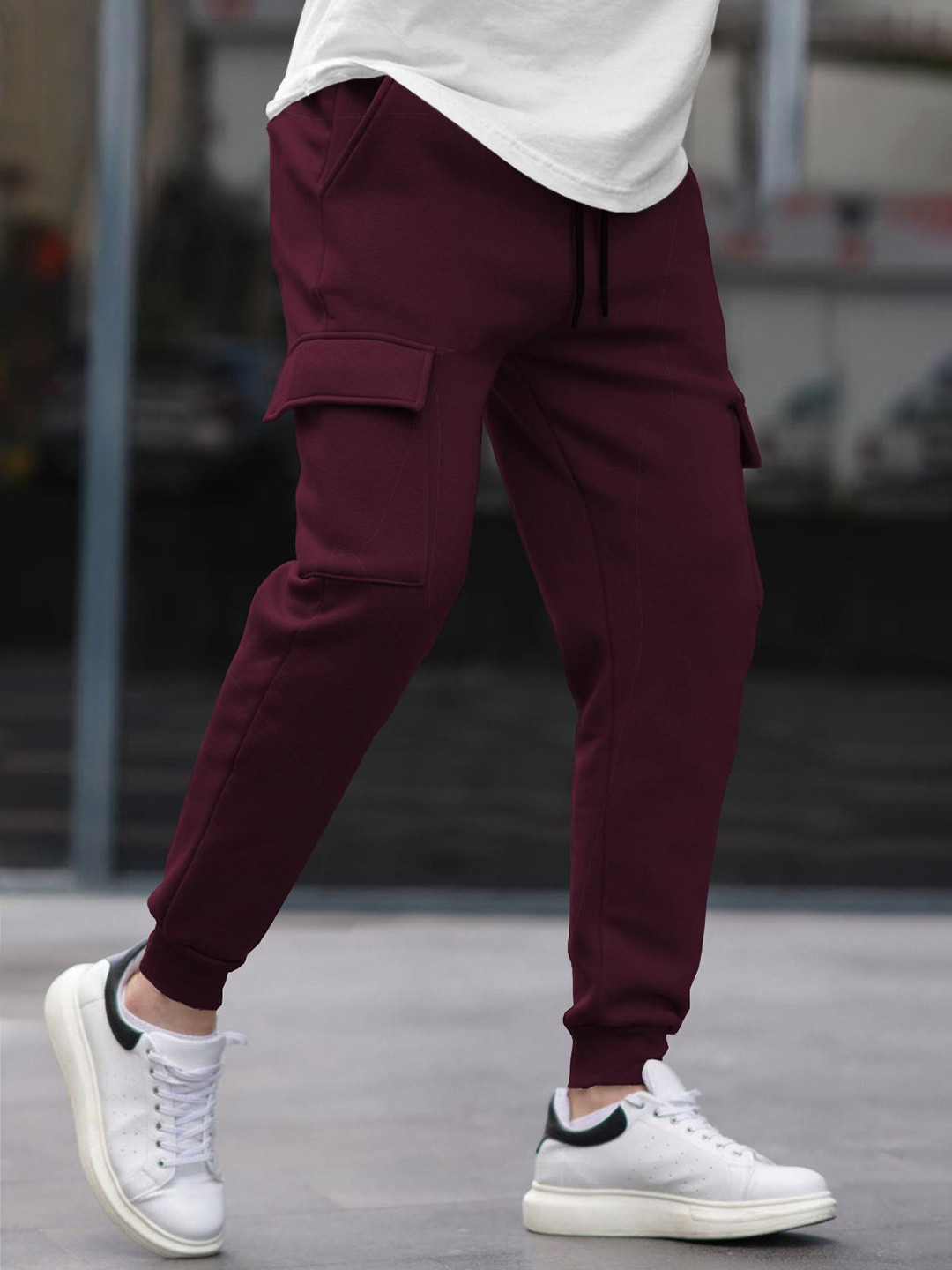 TRIPR Men Mid-Rise Cargo Joggers