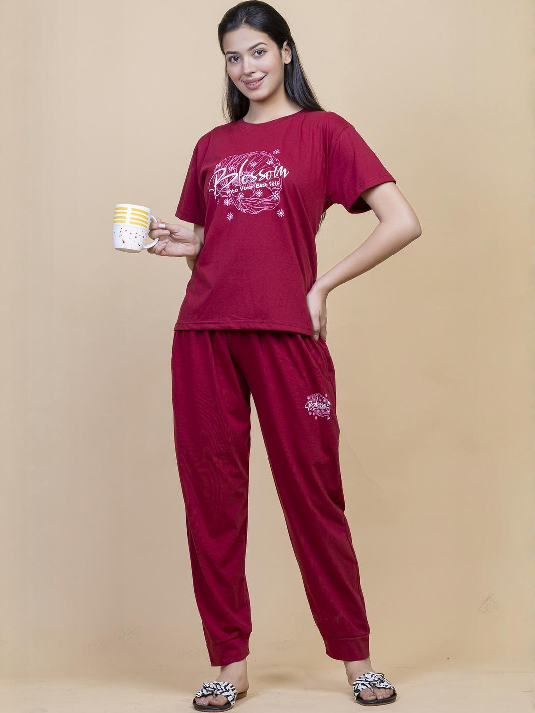 AWIBE Women Cotton Typography Relax Fit Print Night Suit