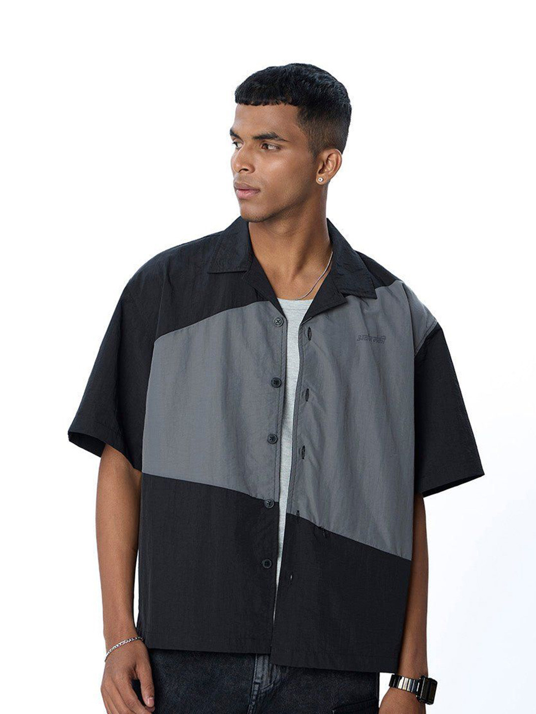 Urban Monkey Colourblocked Drop-Shoulder Sleeves Cotton Shirt