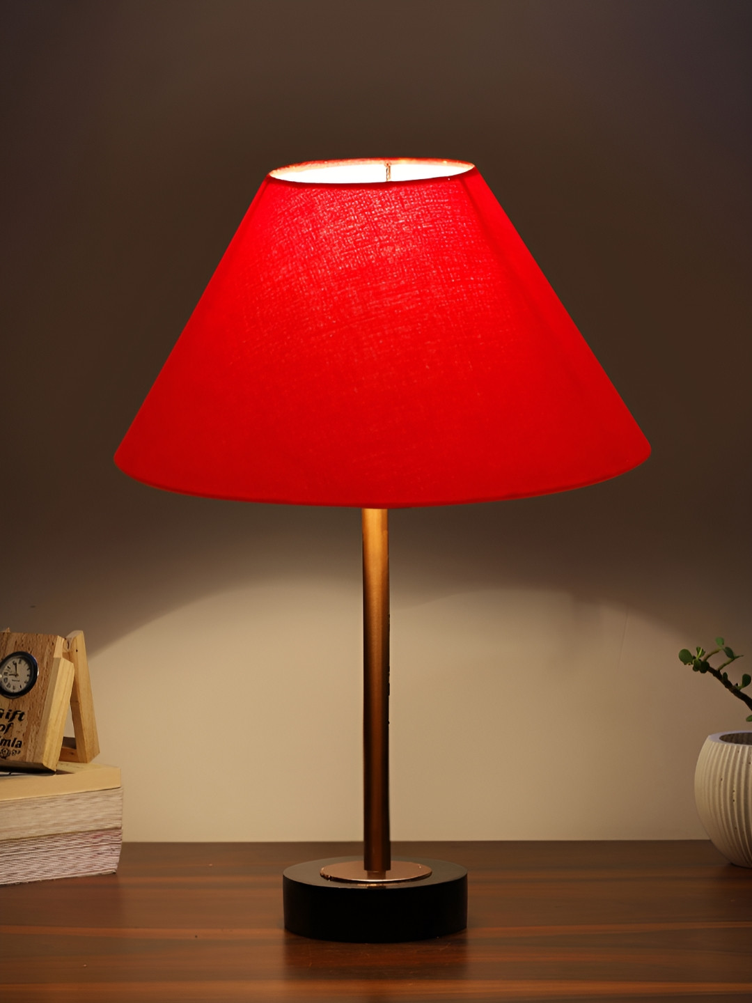Aura Red & Copper Toned Traditional Frustum Shaped Cotton Shade Wooden Table Lamp