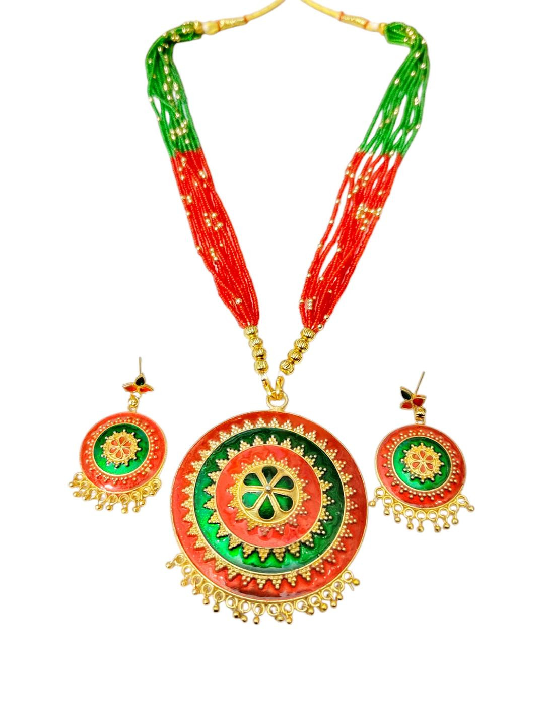 Balaji Gold Gold-Plated Geometric Pendants Chain