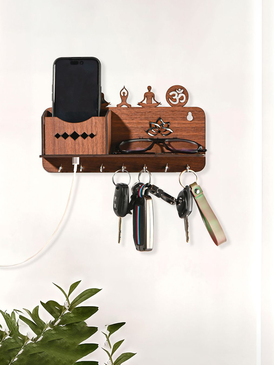 Kuber Industries Brown 7- Hooks Wooden Key Holder With Shelf