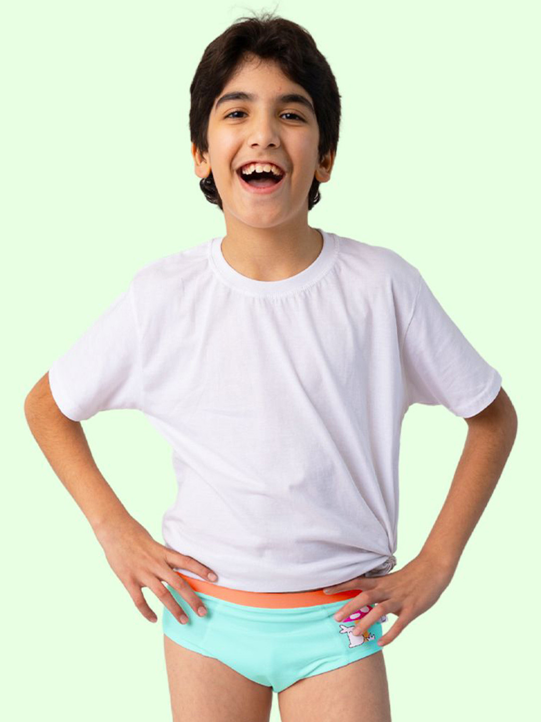 SuperBottoms Boys Antimicrobial Mid-Rise Basic Brief Und-B-BR-NM-4-6Y-1P_N