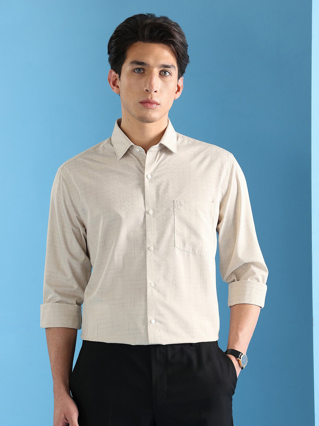 Arrow Velocity Manhattan Slim Fit Checked Dobby Weave Formal Shirt