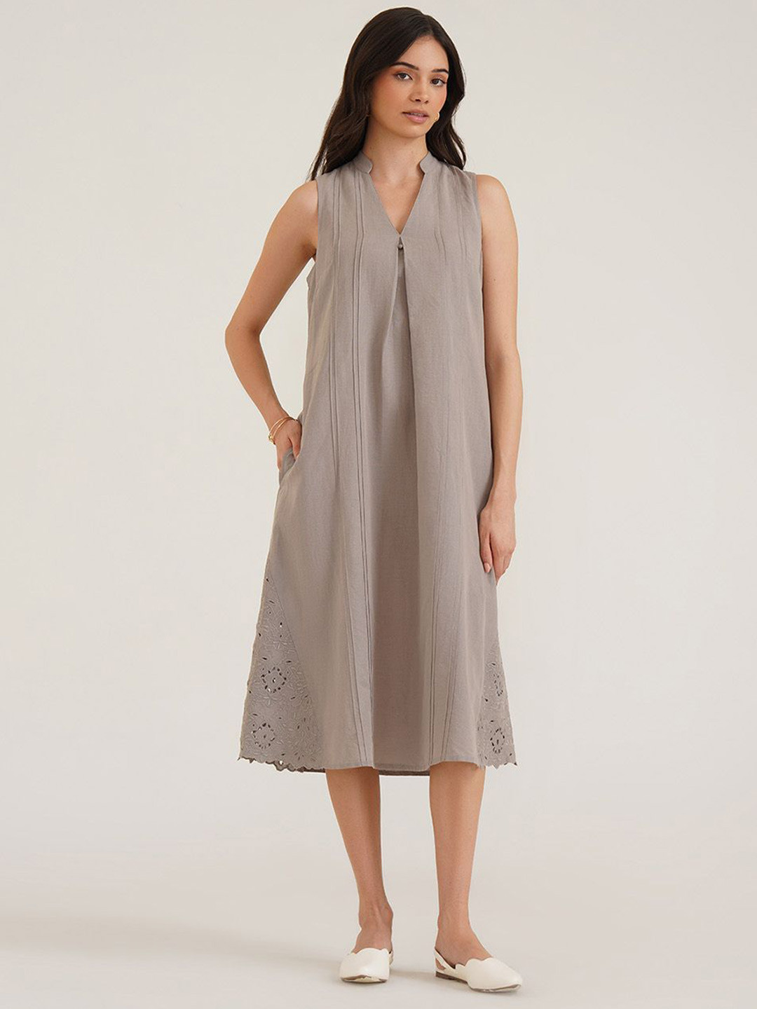 B77 Embroidered Linen A-Line Midi Dress