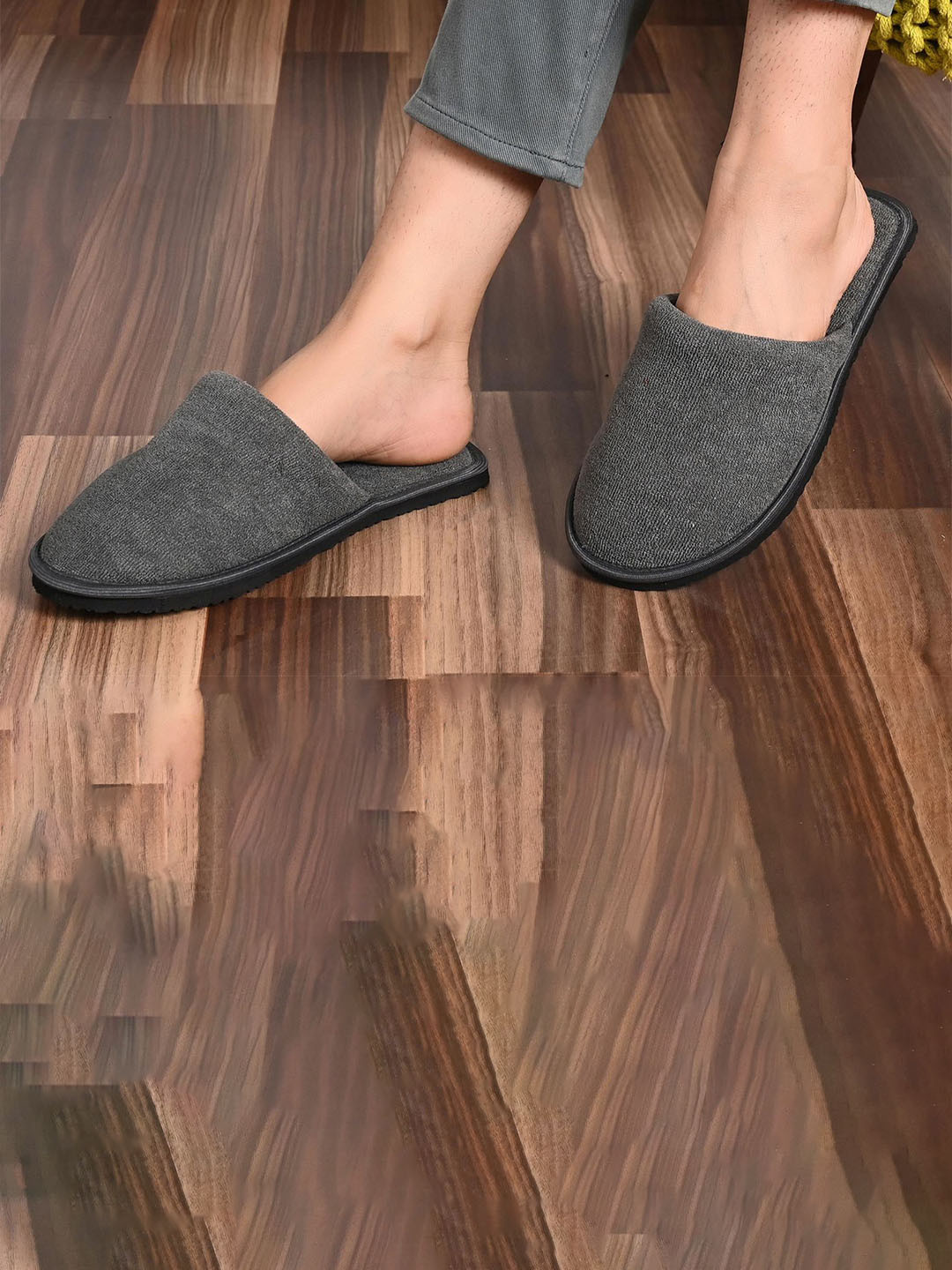 Mifuzi Women Room Slippers