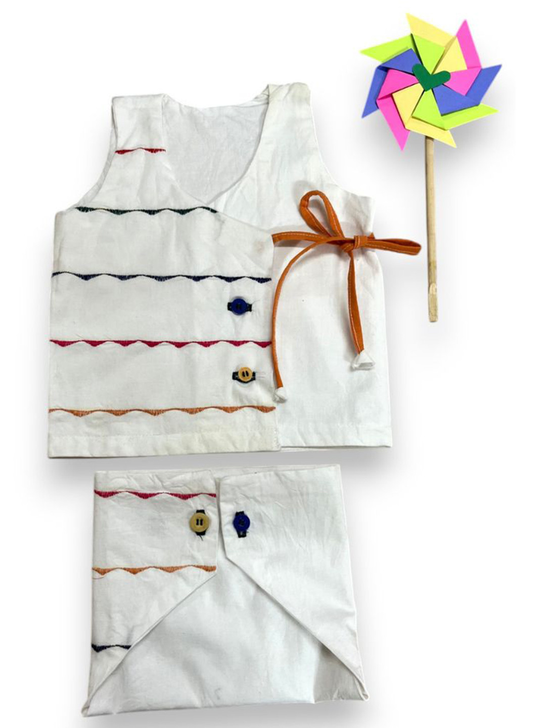 BAESD Infants Self Design Organic Cotton Jhabla With Nappy