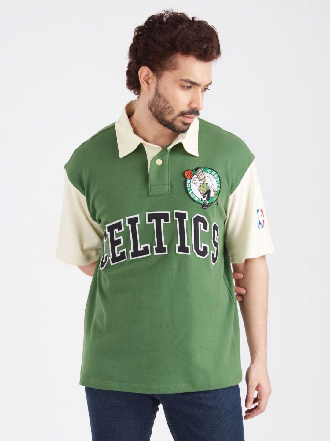 NBA Men Typography Boston Celtics Polo Collar Drop-Shoulder Sleeves Pockets T-shirt
