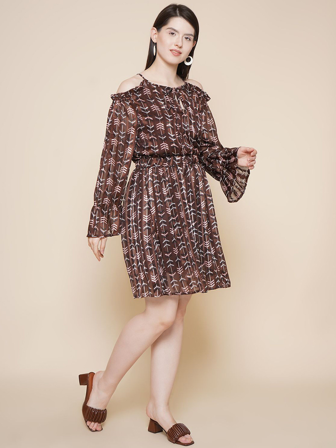 JAKANARY Printed Cold-Shoulder Keyhole Neck Tie-Ups Detail Fit & Flare Midi Dress