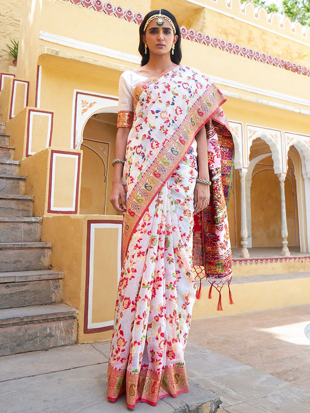 Janasya Women White Chanderi Silk Pashmina Saree with Unstitched Blouse Piece