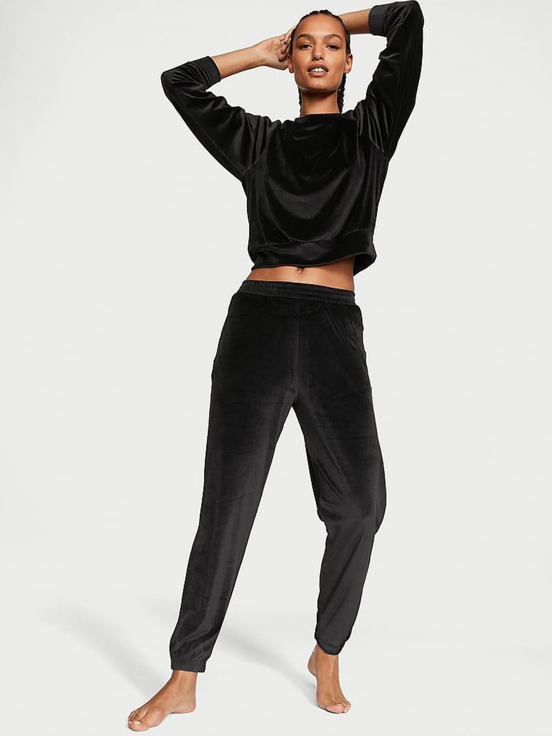 Victoria's Secret Women Slim Fit Mid Rise Jogger