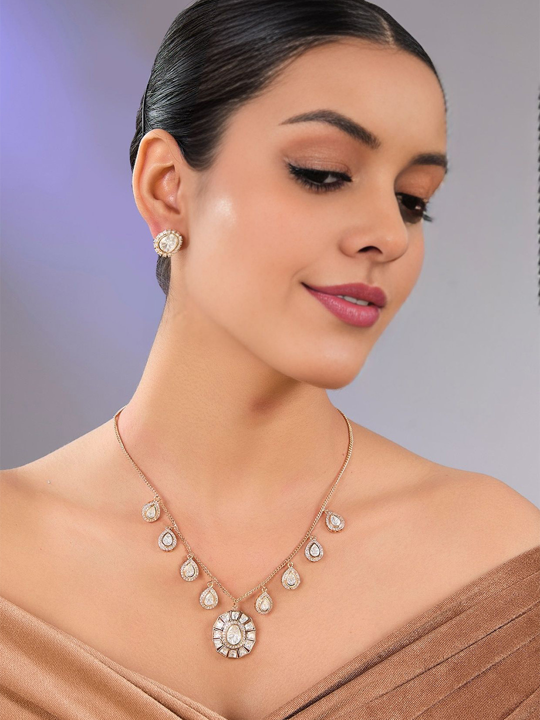 AURAA TRENDS Gold Plated Amethyst Studded Jewellery Set